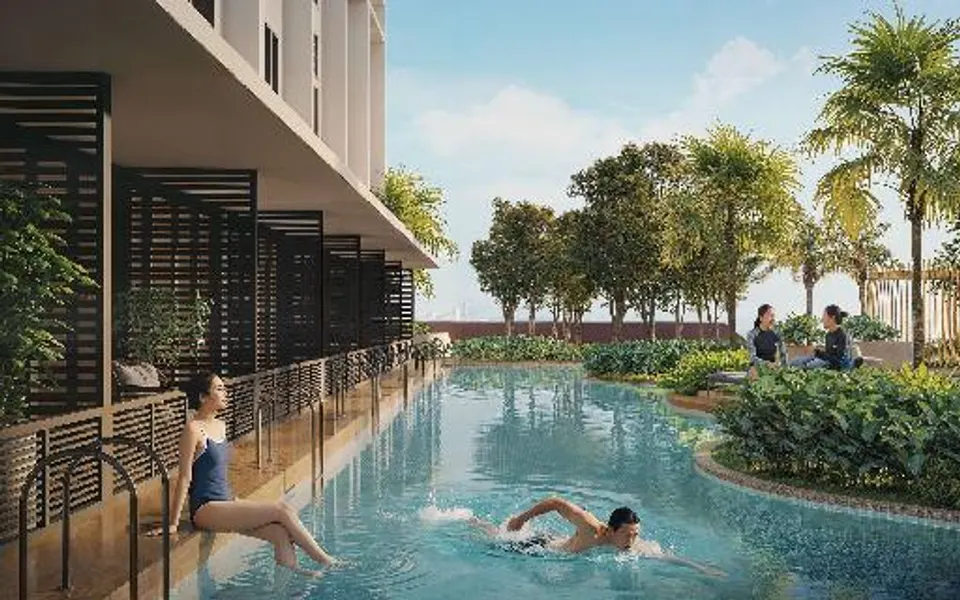 Kolam linear di sepanjang suite aras 6